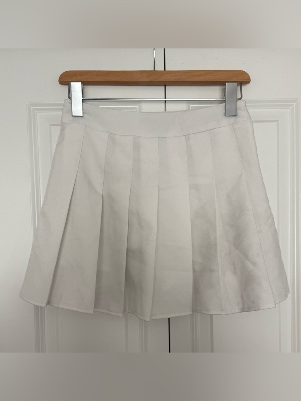 Amazon White Pleated Skater Skirt
